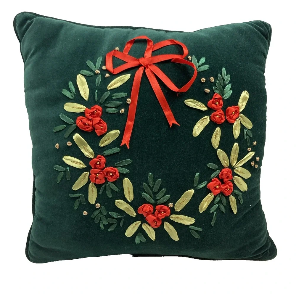 Vtg Velvet Green Embroidery & Ribbon Flowers‎ Christmas Wreath Pillow 15